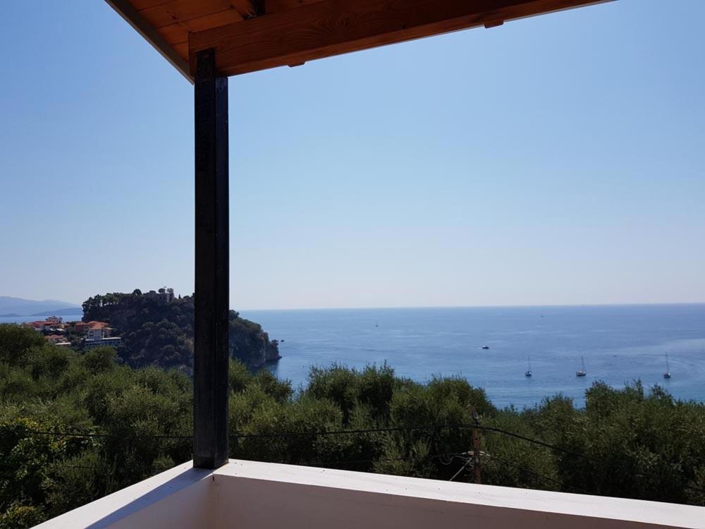 Diogenis Parga Studios Exterior foto