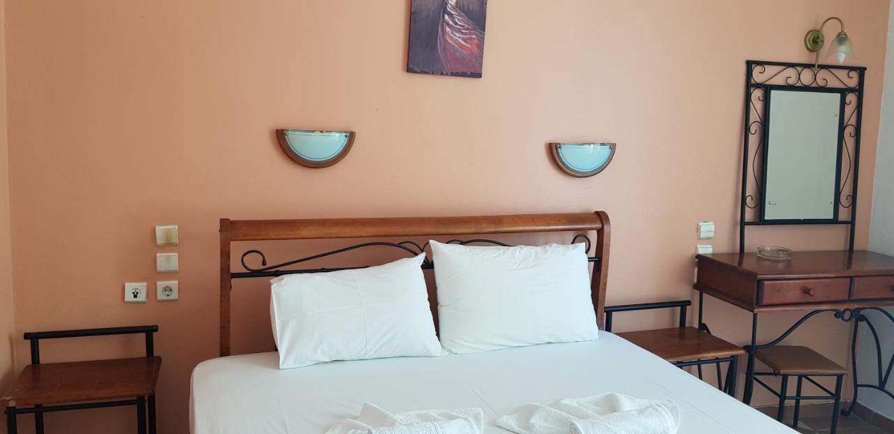 Diogenis Parga Studios Habitación foto